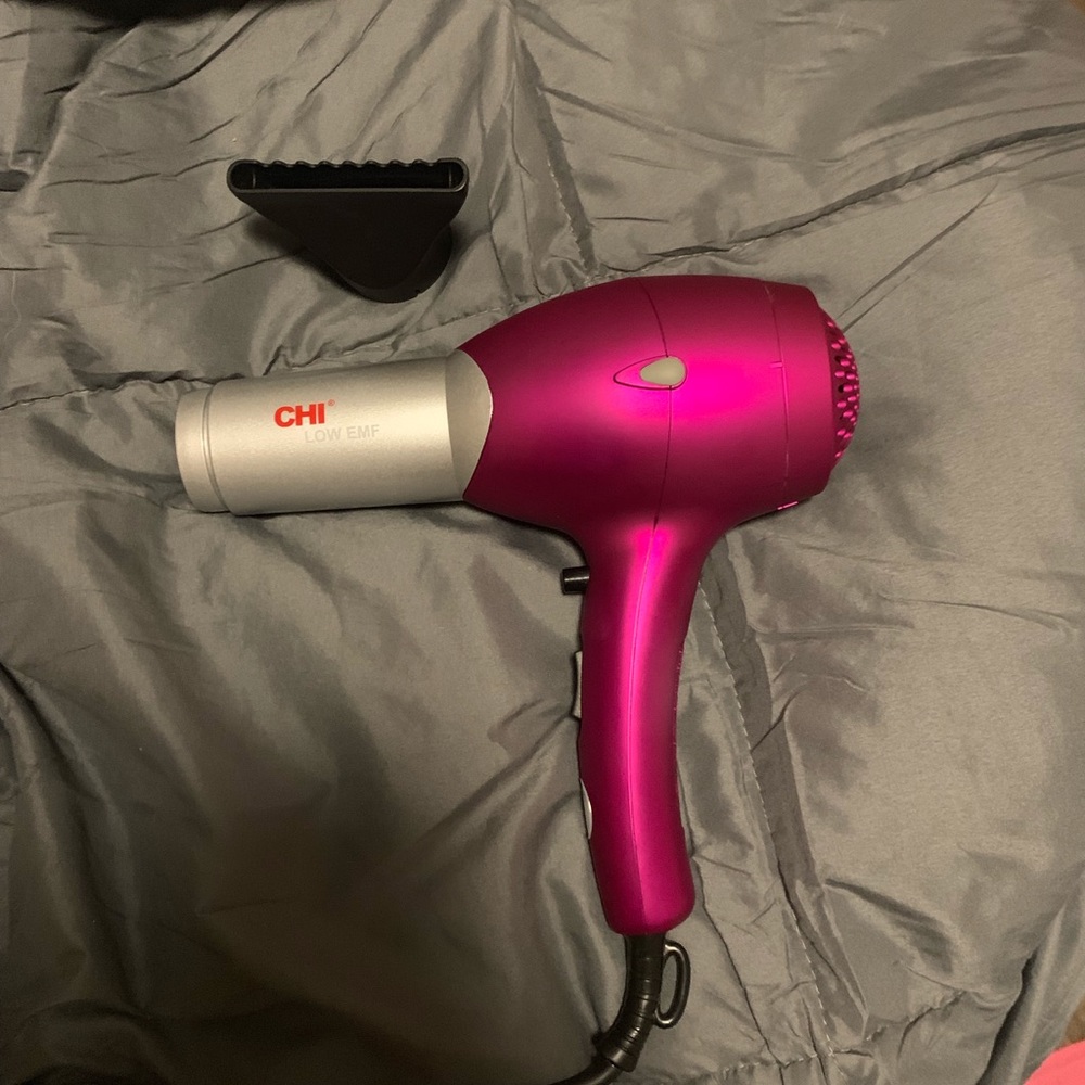 CHI hairdryer